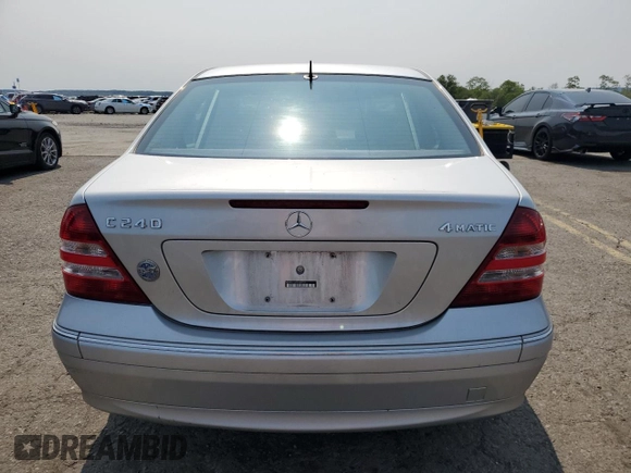 2005 Mercedes-Benz C 240 z VIN WDBRF81J75F604725, wystawiony jako Copart lot #59371735 z przebiegiem 120 834 mil mil oraz Szkoda całkowita • Salvage title. Historia ofert i sprzedaży dostępna na DreamBid. Obrazek 6.