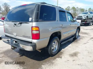2002 Chevrolet Tahoe Z71 with VIN 1GNEK13Z32R237152, listed as a IAAI auction lot 41855170 with 141,637 mi miles. Bid and sale history available at carsss.com. Image 4.