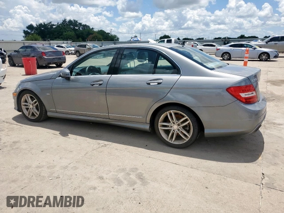 2012 Mercedes-Benz C 250 Sport с VIN WDDGF4HB1CR196188, выставлен на аукционе Copart как лот 62579975 с пробегом Не указан миль и Чистый • Clean title. История ставок и продаж доступна на DreamBid. Изображение 2.