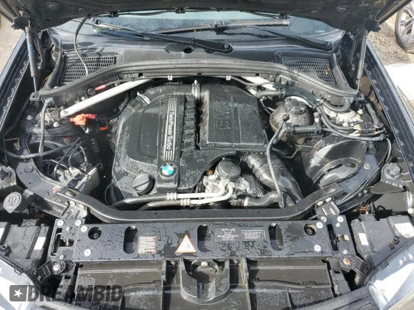 2013 BMW X3 xDrive35i with VIN 5UXWX7C5XDL976795, listed as a Copart auction lot 49900445 with 120,298 mi miles and Non Repairable. Bid and sale history available at DreamBid. Image 12.