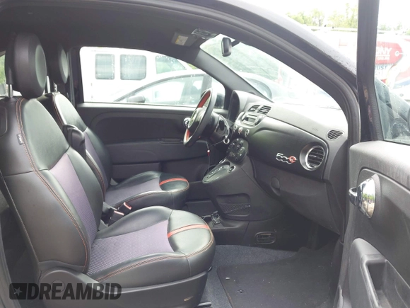 2015 FIAT 500e with VIN 3C3CFFGE4FT689654, listed as a IAAI auction lot 42199588 with 20,681 mi miles and . Bid and sale history available at DreamBid. Image 5.
