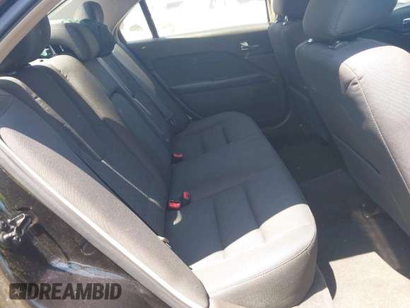 2012 Ford Fusion SE z VIN 3FAHP0HA5CR241364, wystawiony jako IAAI lot #42388912 z przebiegiem 130 126 mil mil oraz . Historia ofert i sprzedaży dostępna na DreamBid. Obrazek 8.