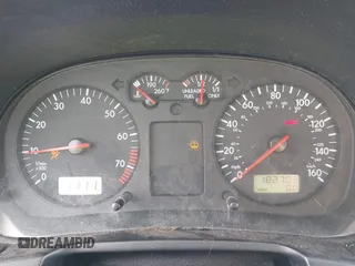 2000 Volkswagen Golf с VIN WVWBC21J6YW629905, выставлен на аукционе IAAI как лот 41966411 с пробегом 182 703 миль миль и . История ставок и продаж доступна на DreamBid. Изображение 7.