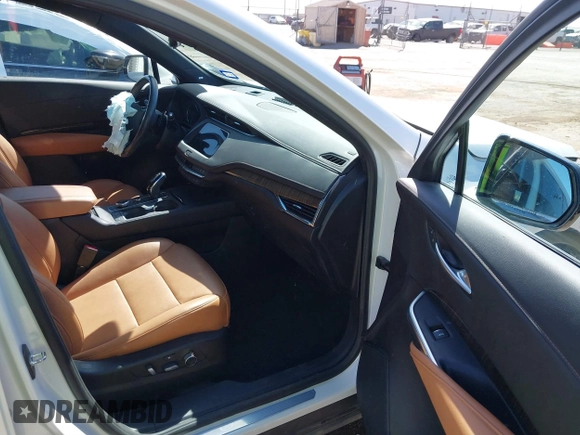2022 Cadillac XT4 FWD Premium Luxury с VIN 1GYFZCR41NF169224, выставлен на аукционе IAAI как лот 41864717 с пробегом 34 183 миль миль и . История ставок и продаж доступна на DreamBid. Изображение 5.