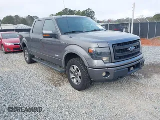 2013 Ford F-150 XL with VIN 1FTFW1ET5DKG19379, listed as a IAAI auction lot 41773593 with 270,638 mi miles. Bid and sale history available at carsss.com. Image 1.