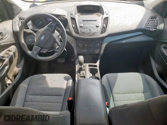 2018 Ford Escape S z VIN 1FMCU0F73JUD50086, wystawiony jako Copart lot #65004825 z przebiegiem Nie podano mil oraz Szkoda całkowita • Salvage title. Historia ofert i sprzedaży dostępna na DreamBid. Obrazek 8.