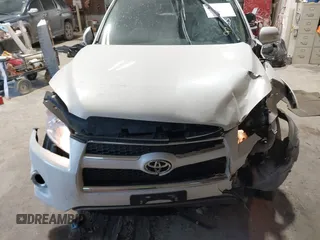 2011 Toyota RAV4 Ltd with VIN 2T3DK4DV3BW045652, listed as a IAAI auction lot 41399253 with 221,225 mi miles. Bid and sale history available at carsss.com. Image 12.