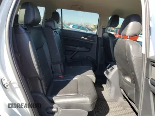 2018 Volkswagen Atlas SE z VIN 1V2PR2CA4JC517935, wystawiony jako Copart lot #49287465 z przebiegiem 88 907 mil mil oraz Szkoda całkowita • Salvage title. Historia ofert i sprzedaży dostępna na DreamBid. Obrazek 11.