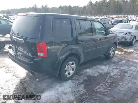 2011 Honda Pilot LX with VIN 5FNYF4H20BB073355, listed as a IAAI auction lot 41588887 with 146,867 mi miles. Bid and sale history available at carsss.com. Image 4.