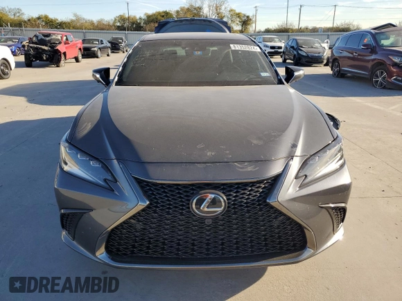2023 Lexus ES with VIN 58AJZ1B11PU139910, listed as a Copart auction lot 81352824 with 7,192 mi miles and Salvage Title. Bid and sale history available at carsss.com. Image 5.