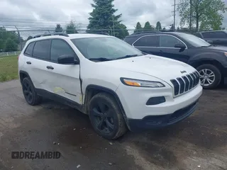 2016 Jeep Cherokee Sport with VIN 1C4PJMAB4GW367655, listed as a IAAI auction lot 42338882 with 133,750 mi miles and . Bid and sale history available at DreamBid. Image 1.