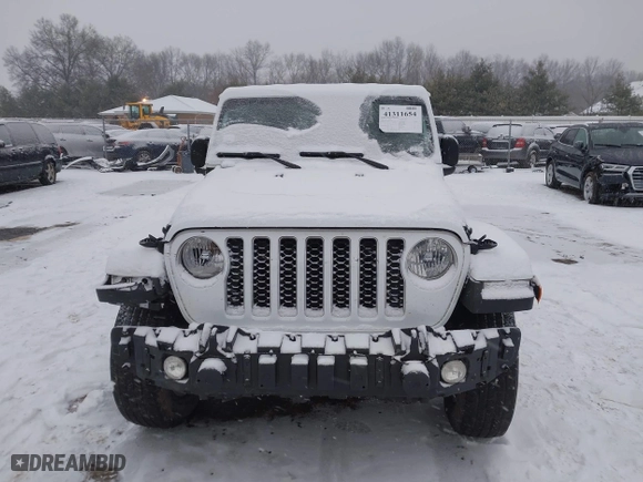 2023 Jeep Gladiator Overland with VIN 1C6HJTFG6PL544489, listed as a IAAI auction lot 41311654 with 37,630 mi miles. Bid and sale history available at carsss.com. Image 12.