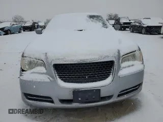 2011 Chrysler 300 with VIN 2C3CA4CG1BH522469, listed as a Copart auction lot 88013465 with Not Provided miles and Clean Title. Bid and sale history available at carsss.com. Image 5.