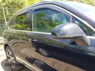 2017 Volkswagen Touareg Wolfsburg Edition с VIN WVGRF7BP9HD001737, выставлен на аукционе IAAI как лот 42280198 с пробегом 159 257 миль миль и . История ставок и продаж доступна на DreamBid. Изображение 13.
