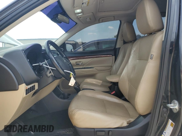 2014 Mitsubishi Outlander GT z VIN JA4JZ4AX7EZ017369, wystawiony jako Copart lot #54223775 z przebiegiem 131 555 mil mil oraz Szkoda całkowita • Salvage title. Historia ofert i sprzedaży dostępna na DreamBid. Obrazek 7.