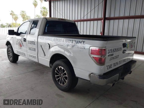 2010 Ford F-150 XL with VIN 1FTEX1CW5AKE46562, listed as a IAAI auction lot 42261296 with Not provided miles and . Bid and sale history available at DreamBid. Image 3.