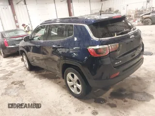 2020 Jeep Compass North z VIN 3C4NJDBB9LT124543, wystawiony jako IAAI lot #42323265 z przebiegiem 94 667 mil mil oraz . Historia ofert i sprzedaży dostępna na DreamBid. Obrazek 3.