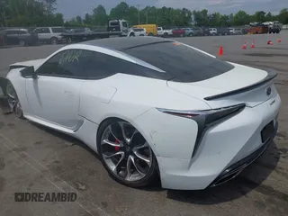2018 Lexus LC 500h z VIN JTHHP5AY1JA004522, wystawiony jako IAAI lot #42076359 z przebiegiem 96 575 mil mil oraz . Historia ofert i sprzedaży dostępna na DreamBid. Obrazek 3.