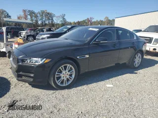 2017 Jaguar XE with VIN SAJAJ4BNXHCP11556, listed as a Copart auction lot 75807284 with 31,040 mi miles and Salvage Title. Bid and sale history available at DreamBid. Image 1.