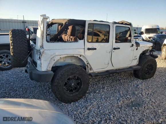 2018 Jeep Wrangler JK Unlimited Sahara with VIN 1C4BJWEG4JL888265, listed as a Copart auction lot 82708034 with 42,955 mi miles and Salvage Title. Bid and sale history available at carsss.com. Image 3.