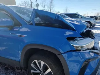 2023 Volkswagen Taos SE z VIN 3VVYX7B29PM321078, wystawiony jako Copart lot #41563715 z przebiegiem Nie podano mil oraz Nie do naprawy • Non repairable. Historia ofert i sprzedaży dostępna na DreamBid. Obrazek 12.