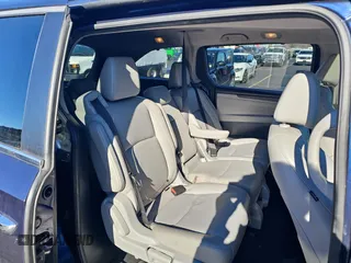 2018 Honda Odyssey EX-L z VIN 5FNRL6H75JB064377, wystawiony jako Copart lot #89319585 z przebiegiem 103 620 mil mil oraz Czysty tytuł • Clean title. Historia ofert i sprzedaży dostępna na DreamBid. Obrazek 6.