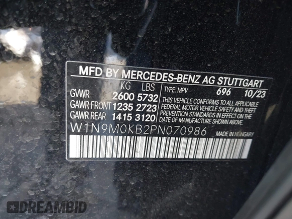 2023 Mercedes-Benz EQB 300 z VIN W1N9M0KB2PN070986, wystawiony jako IAAI lot #41364209 z przebiegiem 8039 mil mil oraz . Historia ofert i sprzedaży dostępna na DreamBid. Obrazek 9.