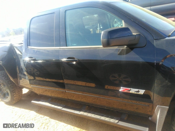 2018 Chevrolet Silverado 1500 LT with VIN 1GCVKREC9JZ256948, listed as a IAAI auction lot 41828882 with 63,209 mi miles. Bid and sale history available at carsss.com. Image 13.