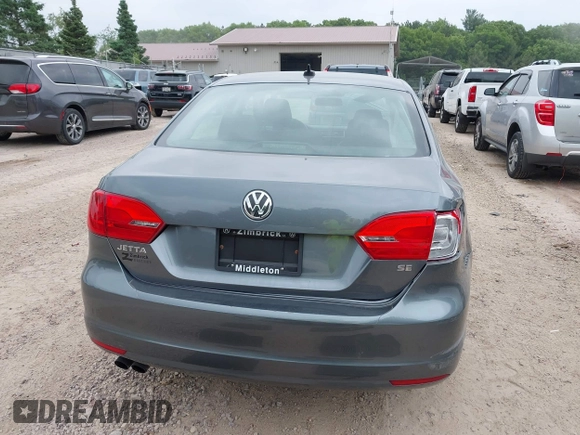 2014 Volkswagen Jetta SE with VIN 3VWD07AJ2EM209176, listed as a IAAI auction lot 42460383 with 172,550 mi miles and . Bid and sale history available at DreamBid. Image 16.