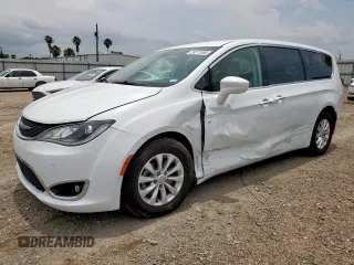 2019 Chrysler Pacifica Touring Plus with VIN 2C4RC1FGXKR559525, listed as a Copart auction lot 59277665 with 211,192 mi miles and Salvage title. Bid and sale history available at DreamBid. Image 1.