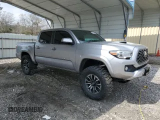 2020 Toyota Tacoma SR5 z VIN 3TMCZ5AN7LM308097, wystawiony jako Copart lot #48548315 z przebiegiem 83 628 mil mil oraz Szkoda całkowita • Salvage title. Historia ofert i sprzedaży dostępna na DreamBid. Obrazek 4.