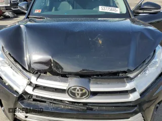 2019 Toyota Highlander LE with VIN 5TDBZRFH5KS739042, listed as a Copart auction lot 53775845 with 73,727 mi miles and Salvage title. Bid and sale history available at DreamBid. Image 12.