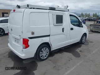 2015 Nissan NV200 SV with VIN 3N6CM0KN8FK691089, listed as a IAAI auction lot 42112026 with 95,972 mi miles. Bid and sale history available at carsss.com. Image 4.