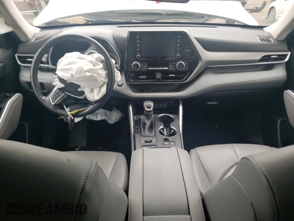 2022 Toyota Highlander XLE with VIN 5TDGZRBH0NS589020, listed as a Copart auction lot 62696015 with 36,131 mi miles and Salvage title. Bid and sale history available at DreamBid. Image 8.