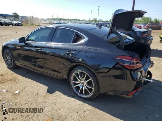 2022 Genesis G70 2.0T z VIN KMTG34TA6NU102387, wystawiony jako Copart lot #57135504 z przebiegiem 15 769 mil mil oraz Szkoda całkowita • Salvage title. Historia ofert i sprzedaży dostępna na DreamBid. Obrazek 2.