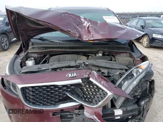 2017 Kia Sedona EX with VIN KNDMC5C11H6278098, listed as a IAAI auction lot 41581577 with 98,748 mi miles. Bid and sale history available at carsss.com. Image 10.