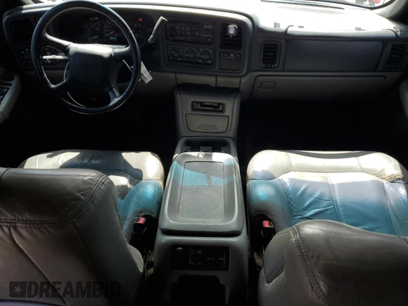 2002 Chevrolet Suburban LS with VIN 3GNEC16Z62G333723, listed as a Copart auction lot 59949255 with 151,548 mi miles and Salvage title. Bid and sale history available at DreamBid. Image 8.