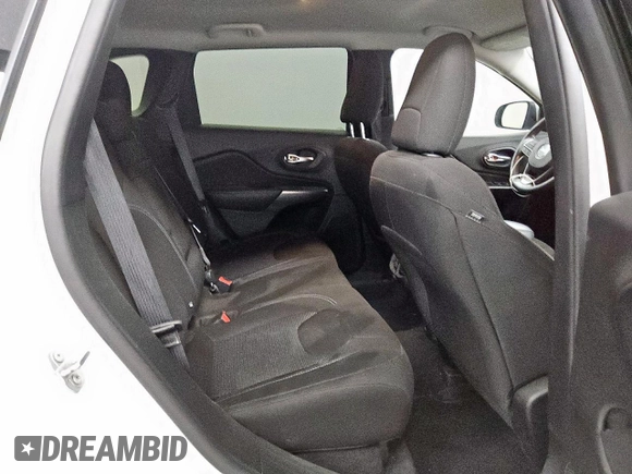 2019 Jeep Cherokee Latitude with VIN 1C4PJLCX4KD145964, listed as a Copart auction lot 55045555 with 100,821 mi miles and Clean title. Bid and sale history available at DreamBid. Image 10.