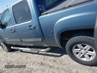 2010 GMC Sierra 1500 SLE z VIN 3GTRKVE31AG275827, wystawiony jako IAAI lot #41663348 z przebiegiem 171 539 mil mil oraz . Historia ofert i sprzedaży dostępna na DreamBid. Obrazek 14.