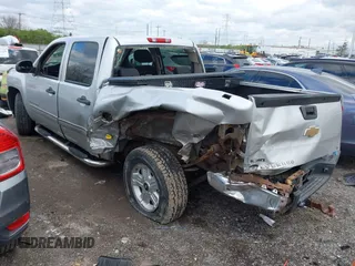 2010 Chevrolet Silverado 1500 LT with VIN 3GCRKSE38AG295412, listed as a IAAI auction lot 42042720 with 170,875 mi miles and . Bid and sale history available at DreamBid. Image 3.