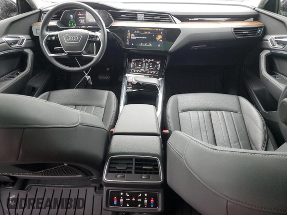 2020 Audi e-tron Sportback Premium Plus z VIN WA12ABGE3LB035458, wystawiony jako Copart lot #80768364 z przebiegiem 22 823 mil mil oraz Szkoda całkowita • Salvage title. Historia ofert i sprzedaży dostępna na DreamBid. Obrazek 8.