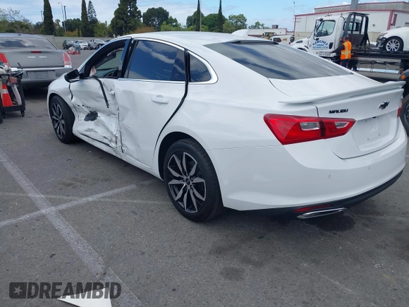 2024 Chevrolet Malibu RS with VIN 1G1ZG5ST7RF235490, listed as a IAAI auction lot 42034638 with 6,184 mi miles and . Bid and sale history available at DreamBid. Image 3.