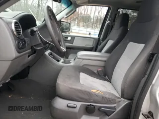 2004 Ford Expedition Special Service with VIN 1FMPU15L14LA83496, listed as a Copart auction lot 43975775 with 160,450 mi miles and Salvage title. Bid and sale history available at DreamBid. Image 7.