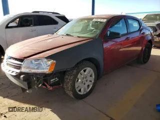 2014 Dodge Avenger SE z VIN 1C3CDZAB0EN216323, wystawiony jako Copart lot #55827575 z przebiegiem 131 800 mil mil oraz Szkoda całkowita • Salvage title. Historia ofert i sprzedaży dostępna na DreamBid. Obrazek 1.