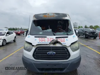 2016 Ford Transit Cargo с VIN 1FTBW2CM6GKA02321, выставлен на аукционе IAAI как лот 42240324 с пробегом Не указан миль и . История ставок и продаж доступна на DreamBid. Изображение 6.