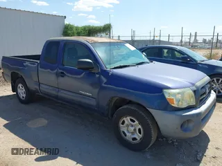 2007 Toyota Tacoma z VIN 5TETX22N27Z411259, wystawiony jako IAAI lot #42505159 z przebiegiem 131 514 mil mil oraz . Historia ofert i sprzedaży dostępna na DreamBid. Obrazek 1.