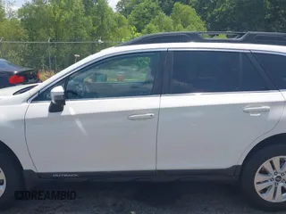 2017 Subaru Outback Premium с VIN 4S4BSAFC0H3309922, выставлен на аукционе IAAI как лот 42709072 с пробегом 102 180 миль миль и . История ставок и продаж доступна на DreamBid. Изображение 15.