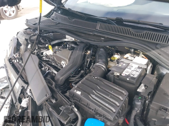 2024 Volkswagen Jetta Sport z VIN 3VWAM7BU0RM056206, wystawiony jako IAAI lot #41115217 z przebiegiem 3 162 mil mil oraz . Historia ofert i sprzedaży dostępna na DreamBid. Obrazek 10.