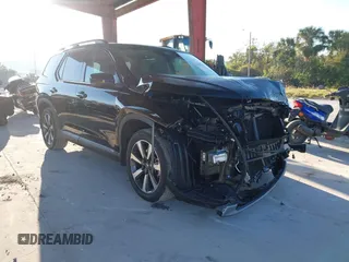 2024 Honda Pilot Elite with VIN 5FNYG1H85RB001707, listed as a IAAI auction lot 41793733 with 20,491 mi miles. Bid and sale history available at carsss.com. Image 1.