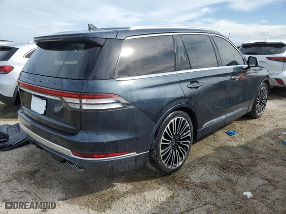 2021 Lincoln Aviator Black Label with VIN 5LM5J9XC6MGL00722, listed as a Copart auction lot 74391884 with 20,744 mi miles and Non Repairable. Bid and sale history available at carsss.com. Image 3.